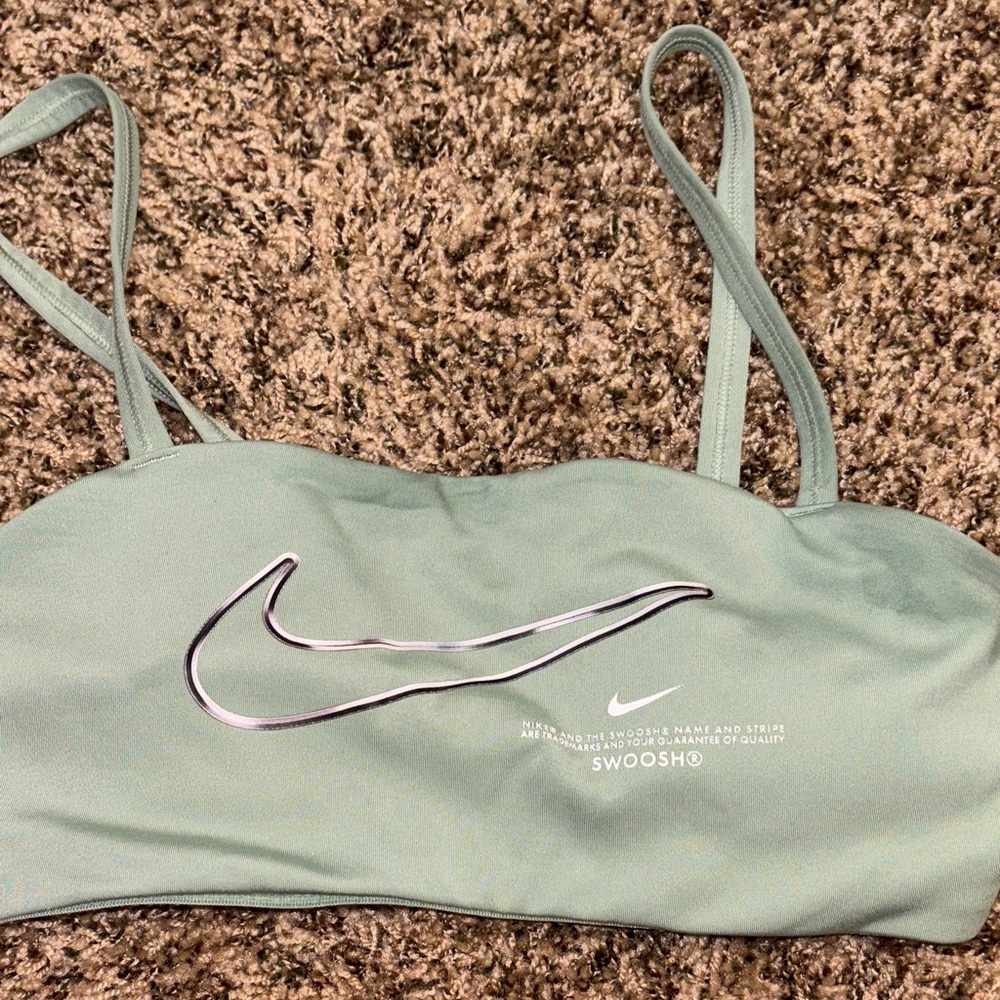 Nike Women's Mint Sports Bra